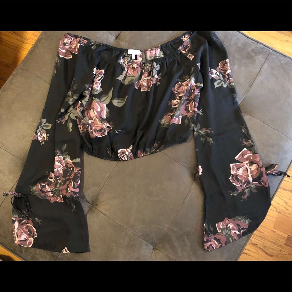 Tobi Off-Shoulder Floral Blouse